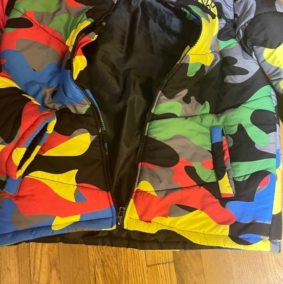 Filthy Rich Coat - Picture 2 of 5